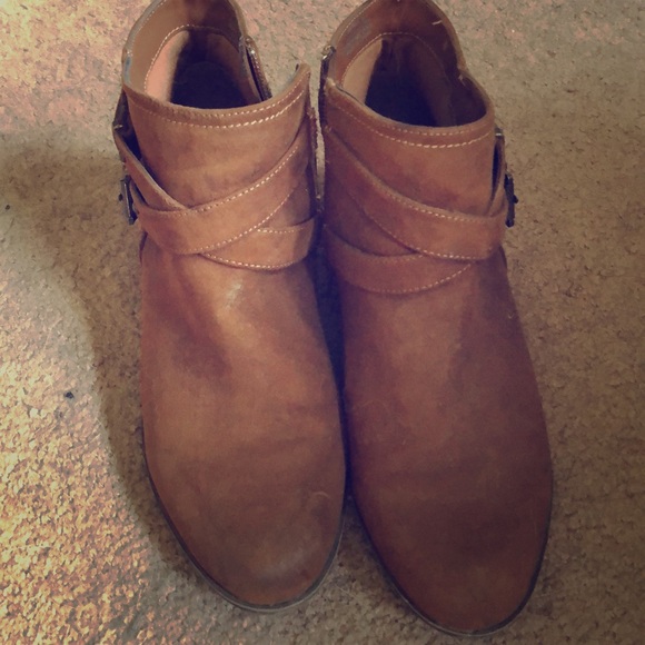 Boots - Picture 2 of 2